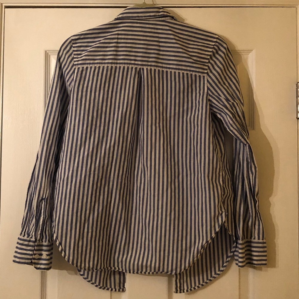 H&M Top - Picture 2 of 3